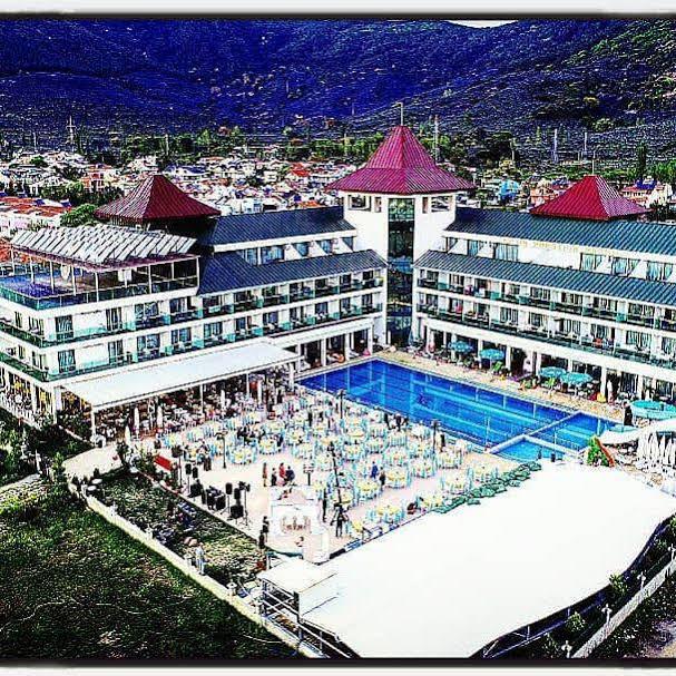 Ocaklar Ceti̇N Presti̇Ge Resort מראה חיצוני תמונה